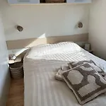 Seacottage7008