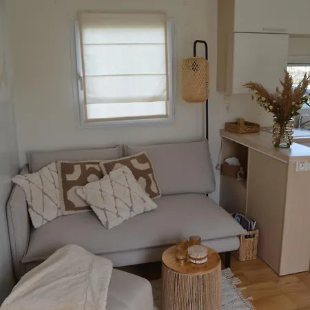 Chalet Seacottage7008